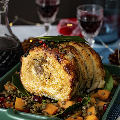 christmas-dinner-with-roasted-ham-lentils-food-photography
                                        